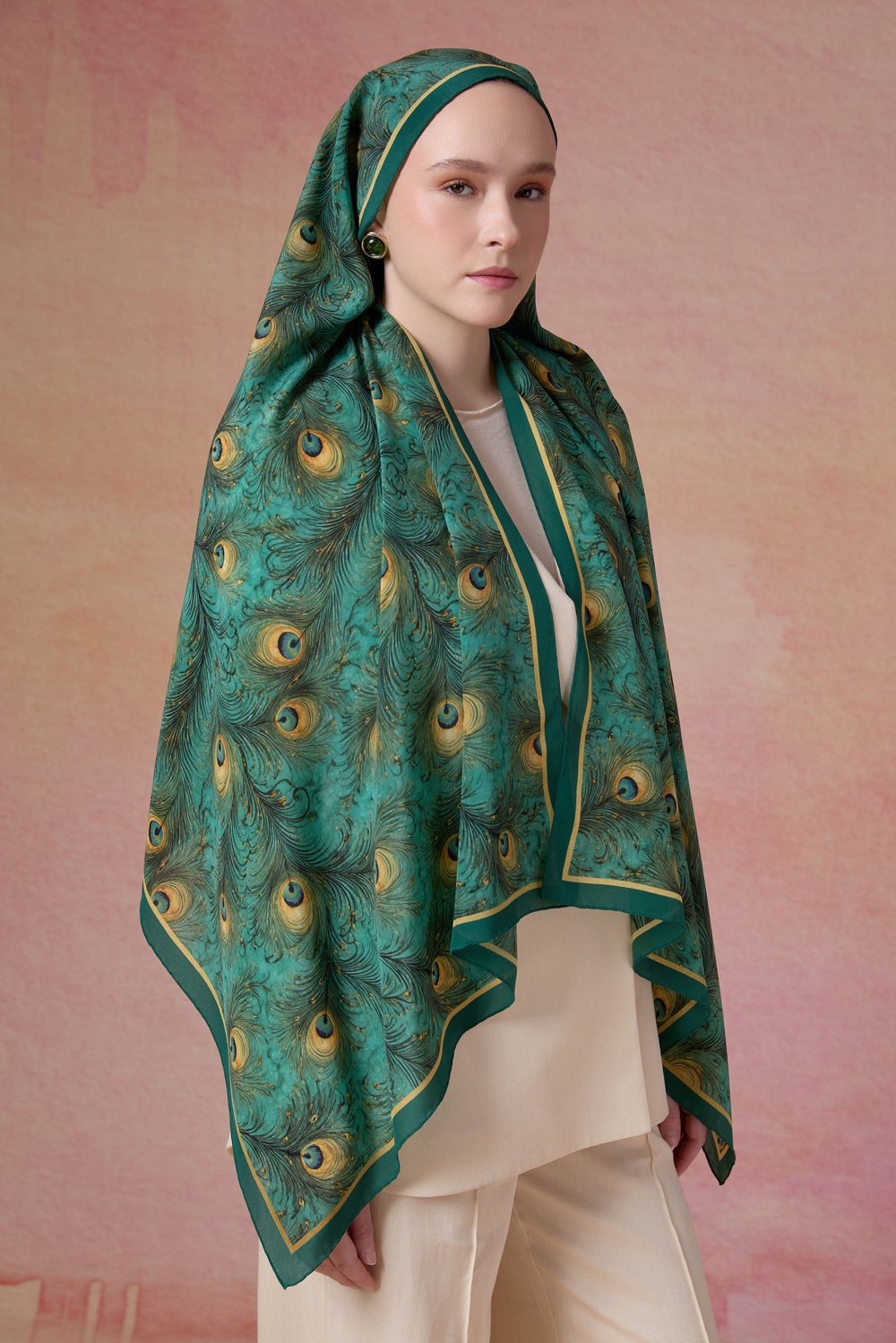 Plume Emerald