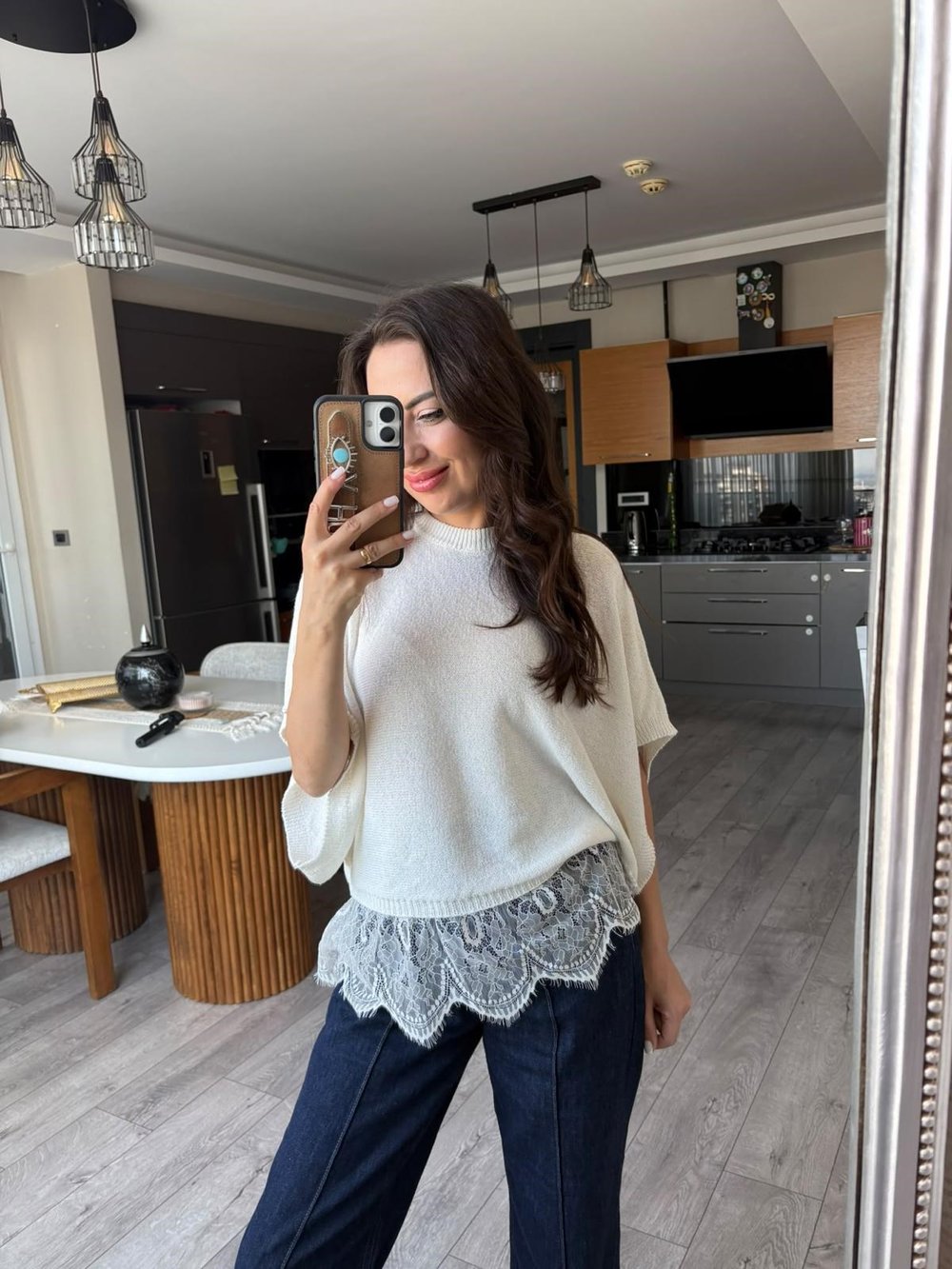 Ekru Dantel Detaylı Yarasa Kol Triko Bluz