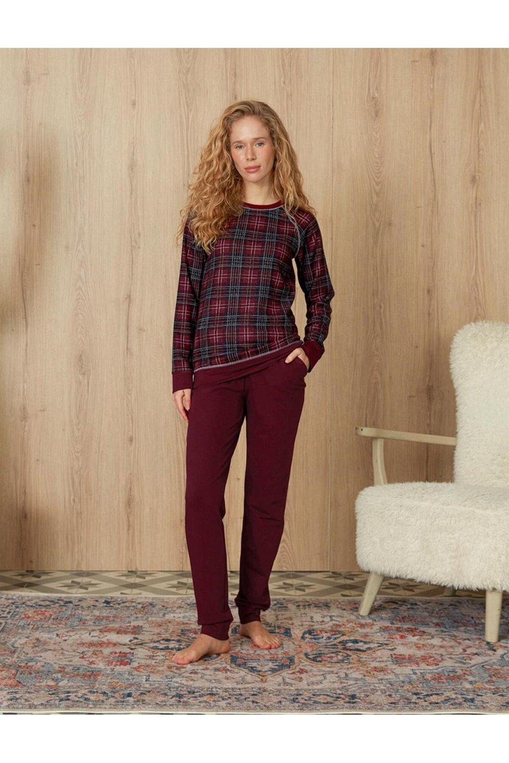 Kadın Bordo Ekose Desenli T-Shirt Pijama Takımı 4184