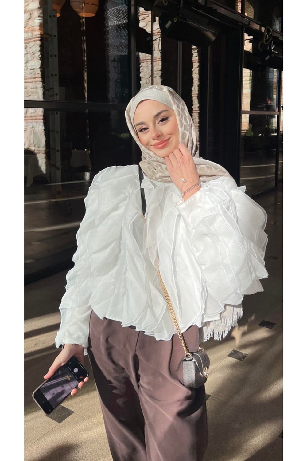 Kadın Astarlı Fırfırlı Beyaz Şifon Bluz