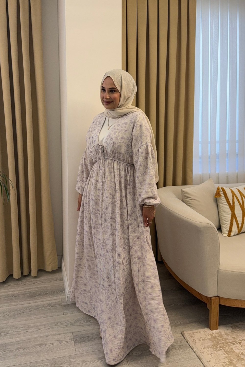 Kadın Büyük Çiçek Baskılı Uzun Pamuk Beyaz Muslin Elbise