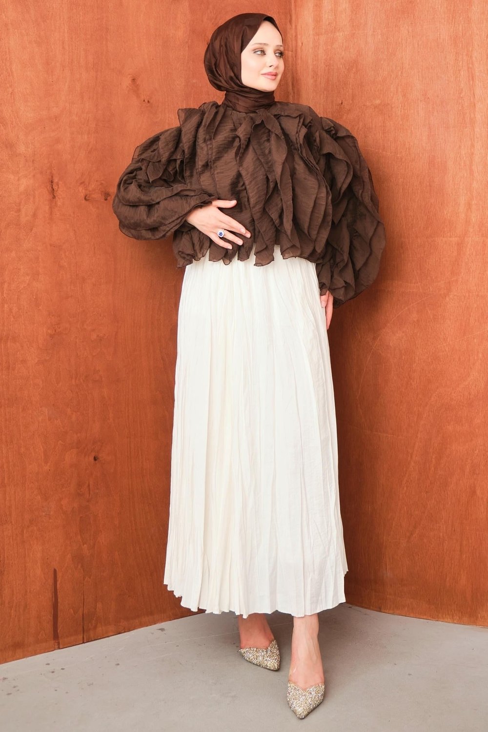 Kadın Fırfırlı Astarlı Yazlık Şifon Saten Kahverengi Bluz