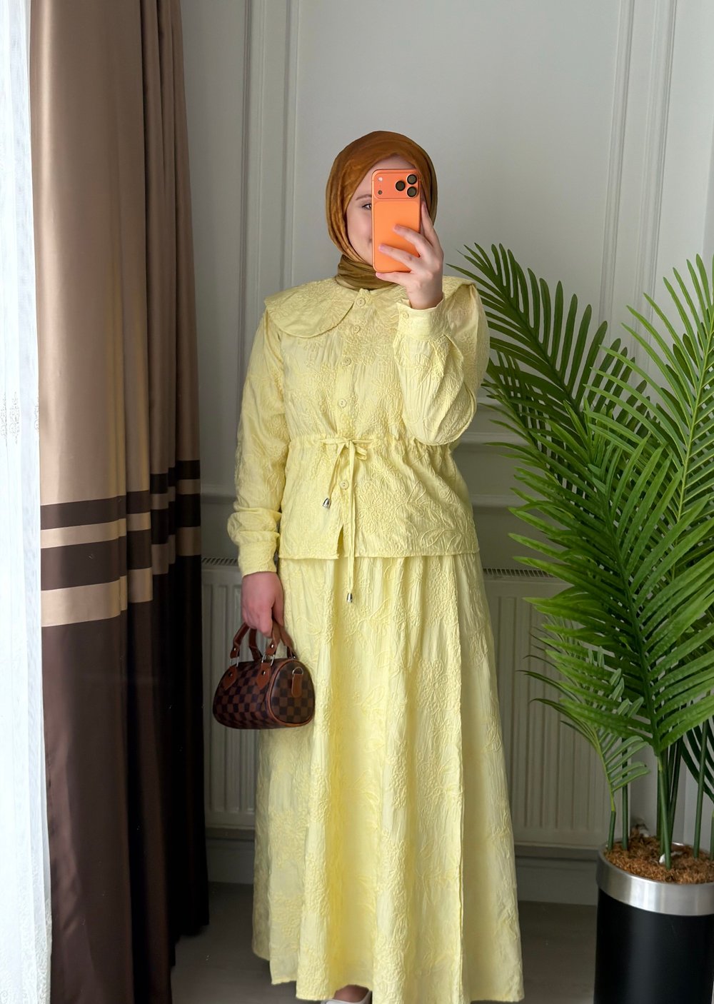 Mimoza Takım - Sarı