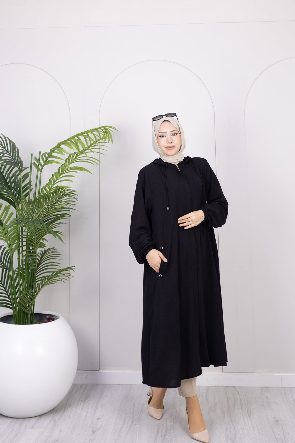 Basic Kapüşonlu Kap | Siyah