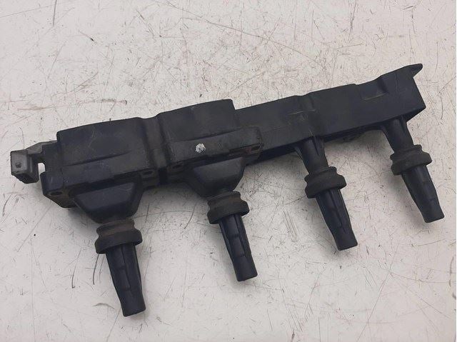 Ateşleme Bobini Peugeot P206-P207-P307-P308-1007-Partner Cıtroen C2-C3-C4-Berlıngo-Xsara 1.6 16V Vtı Tu5j Bosch 0986221083