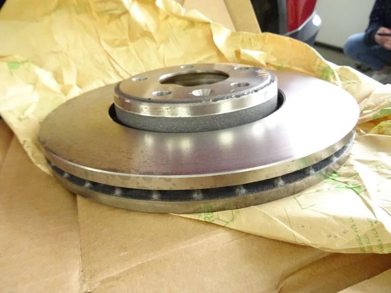 Ön Fren Diski Renault Trafıc 01> Opel Vıvaro 01> Nıssan Prımastar 01> 1.9Dci 2.5Dci 305X28x 5 Bijon Gm 93161253