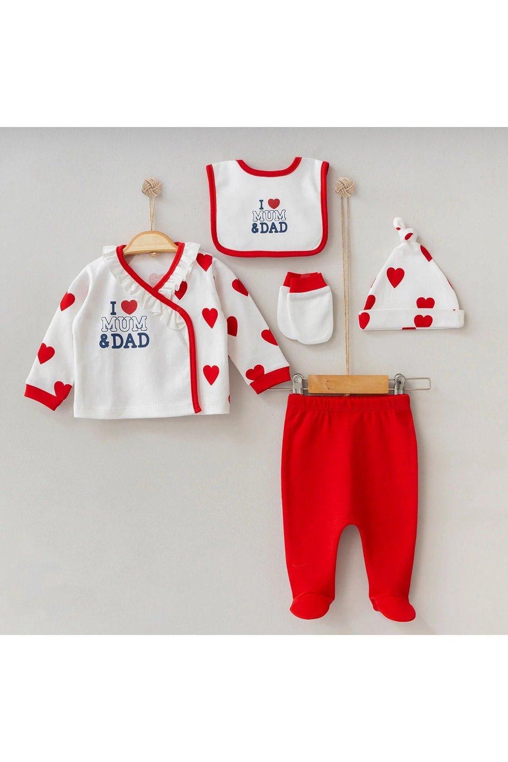 mom-dad-5li-hastane-cikisi-f-48eb.jpg