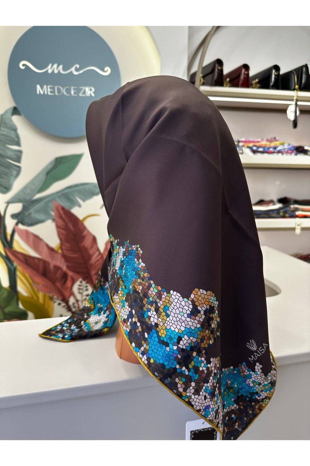 GİNA TİVİL İPEK EŞARP 90*90 CM - KAHVERENGİ