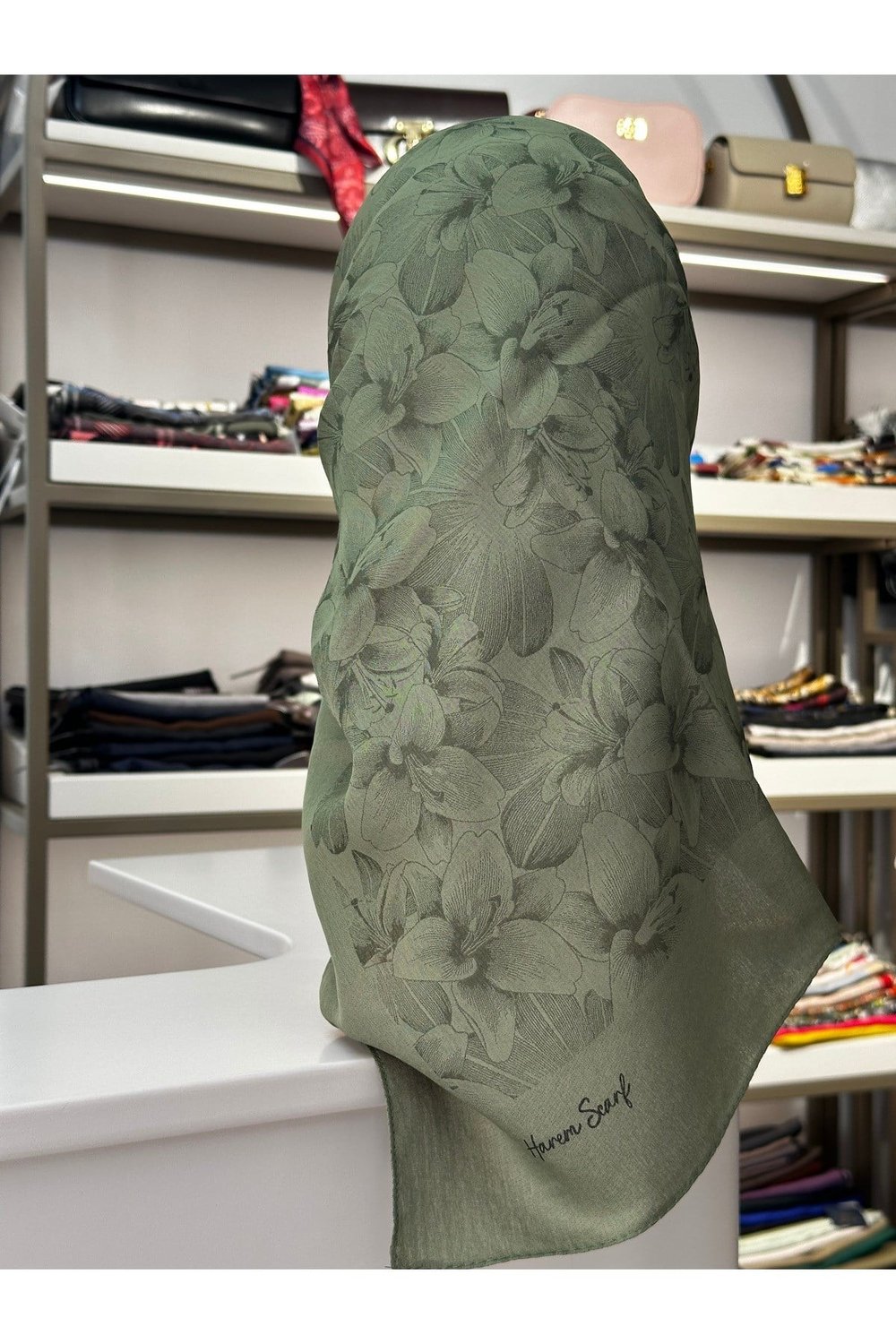 Harem Scarf Gold Derin Eşarp