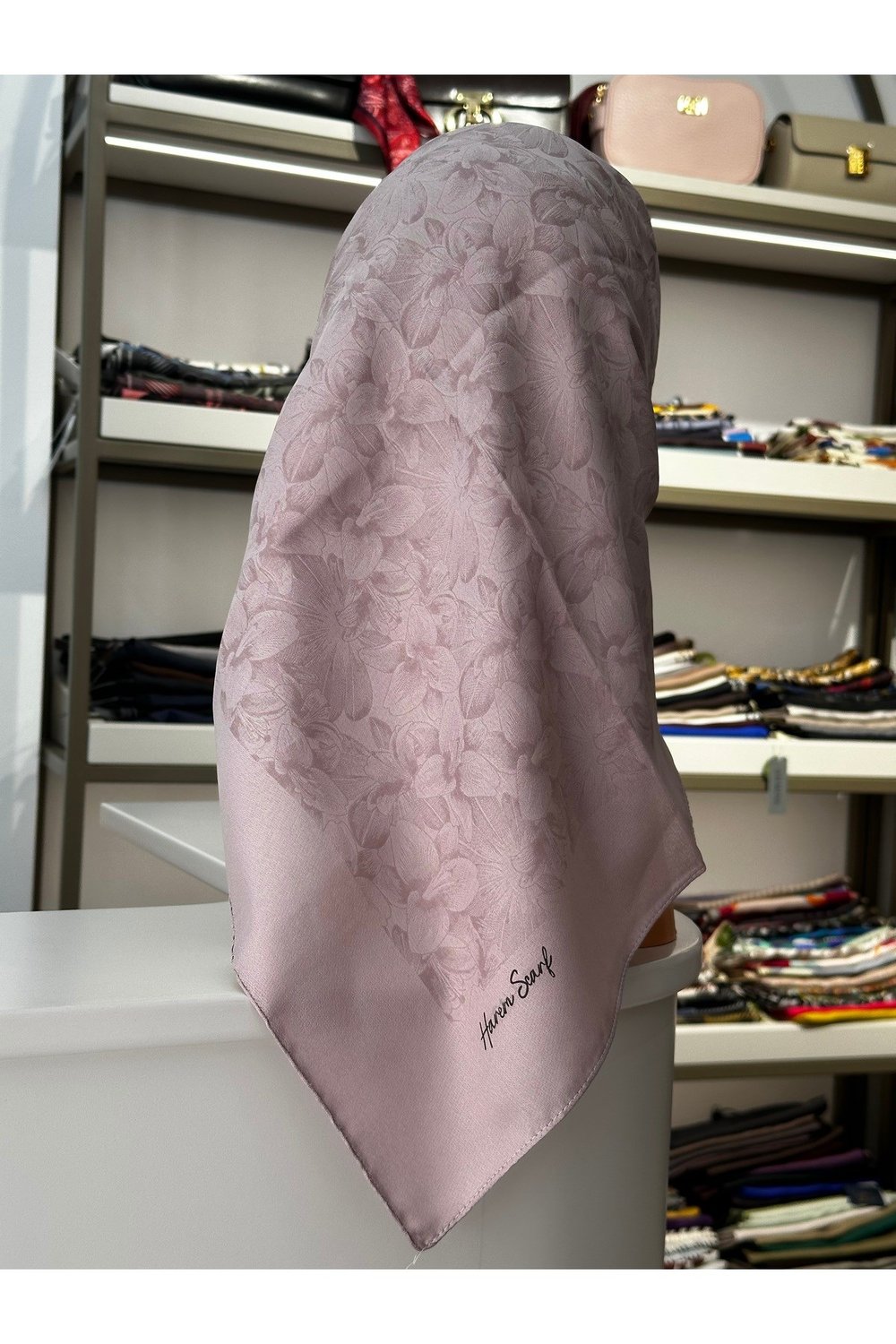 Harem Scarf Gold Derin Eşarp