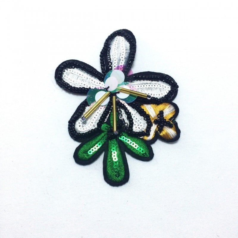 Dikme Pullu Boncuklu Çiçek Patch