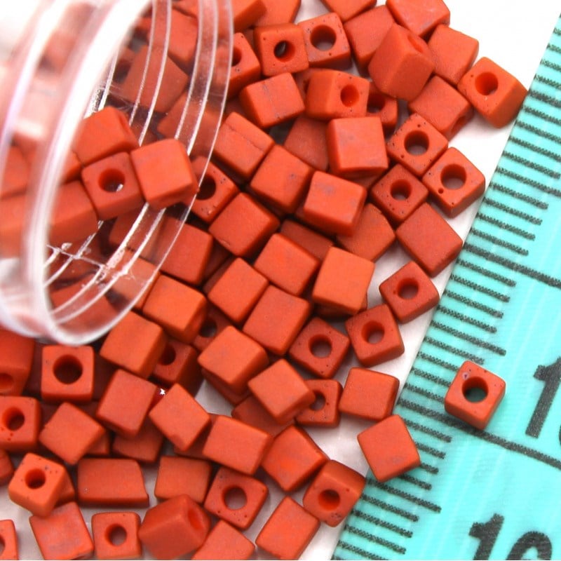 Miyuki Boncuk Kare 3 mm No: 18