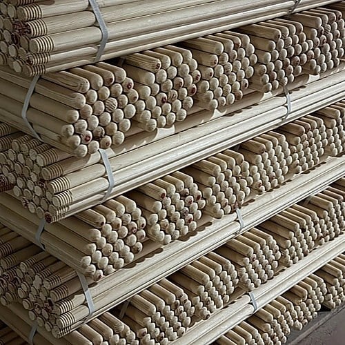 120 cm Finlandiya Çamı Ahşap Fırça Sapı (Vidalı/Dişli) | 10 Adet