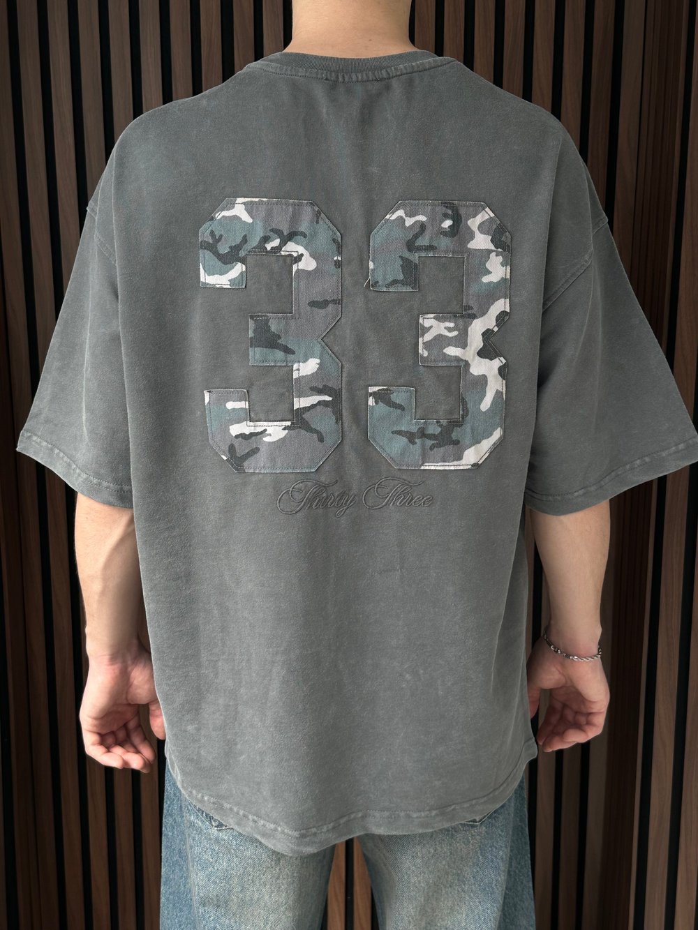 Nakışlı Yıkamalı Oversize Tshirt Gri