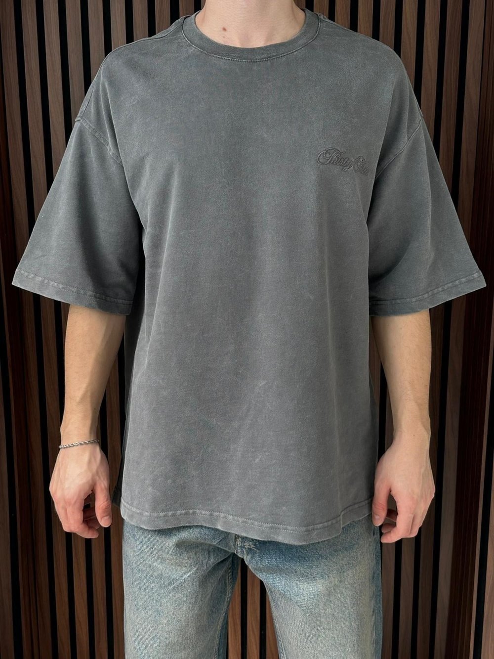 Nakışlı Yıkamalı Oversize Tshirt Gri