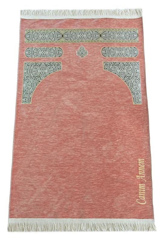 Anneye Hediye Nakış İşlemeli Kabe Desenli İsimli Şönil Seccade - Pembe