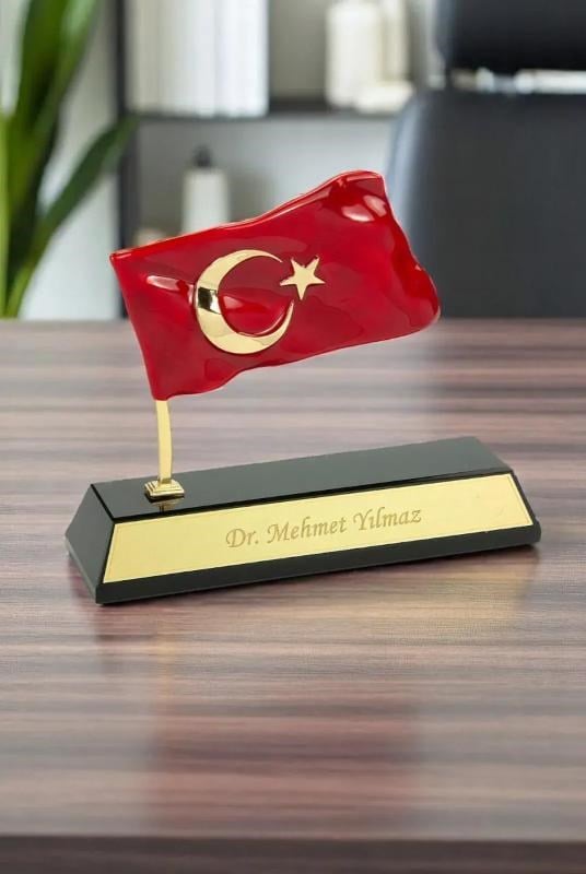 Kutulu Türk Bayraklı Metal Kişiye Özel Masaüstü İsimlik