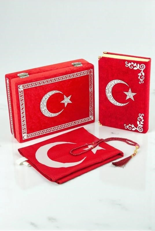Türk Bayraklı İsme Özel Kutulu Kadife Kuranı Kerim, Bayrak ve Tesbih Hediyelik Set