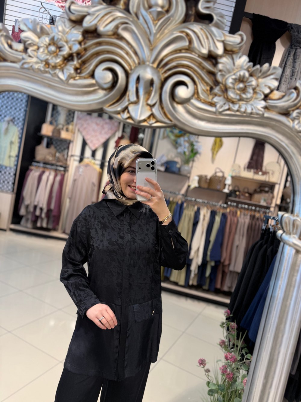 KENDİNDEN DESENLİ TAKIM