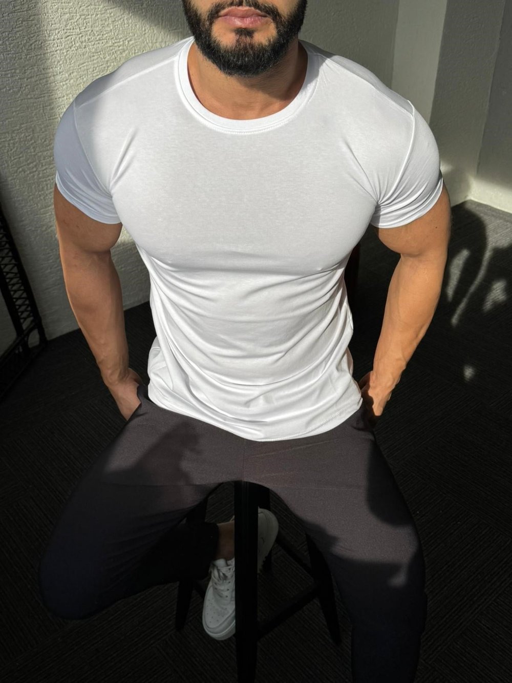 Beyaz Slim-Fit Basic Pamuk Tişört