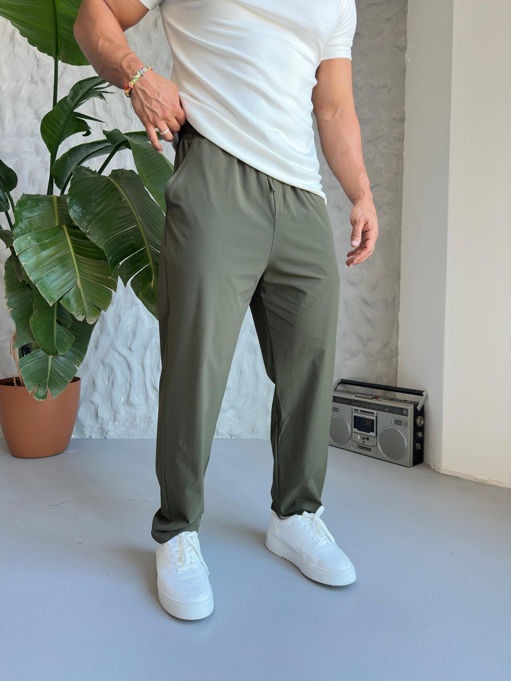 Haki Regular Fit Ayarlanabilir Paça Jogger Modeli
