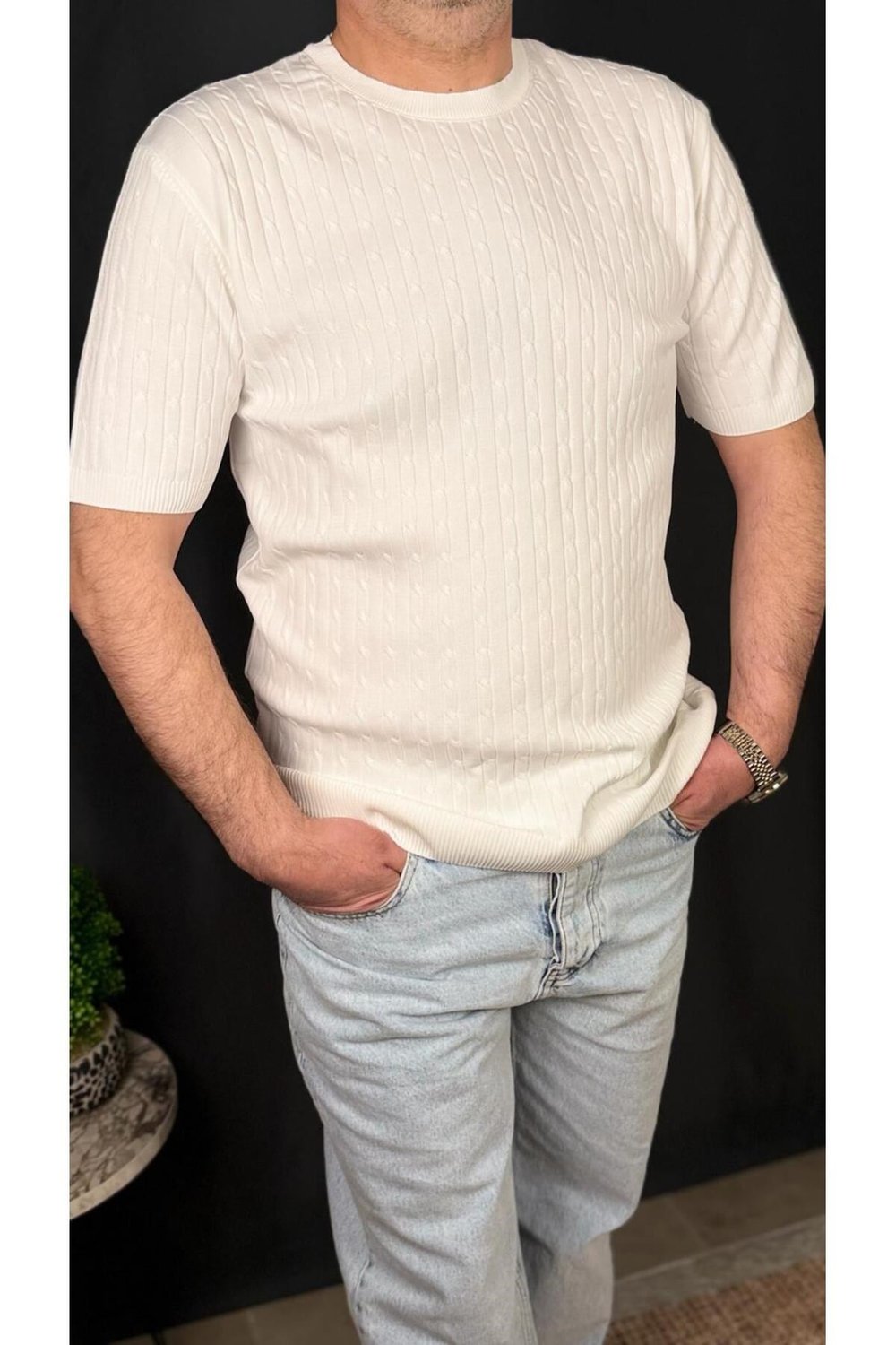 BİSİKLET YAKA , BELİ VE KOLLARI LASTİKLİ , FİT KESİM TİŞÖRT