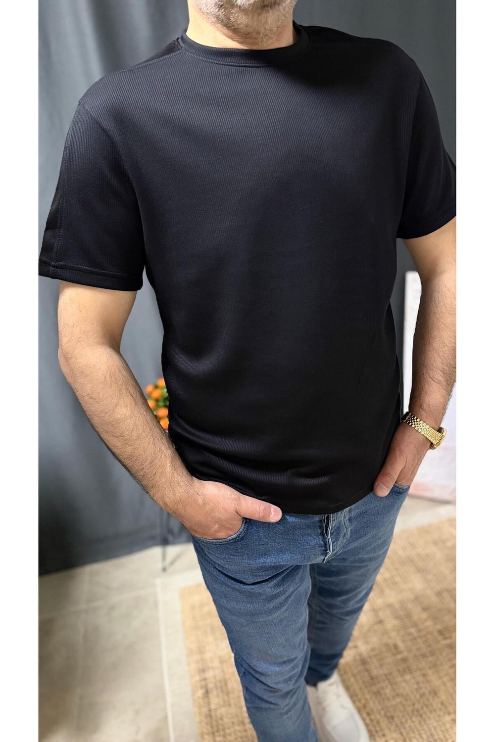 KOLLARI DETAYLI , FİTİLLİ , FİTTED ERKEK TİŞÖRT