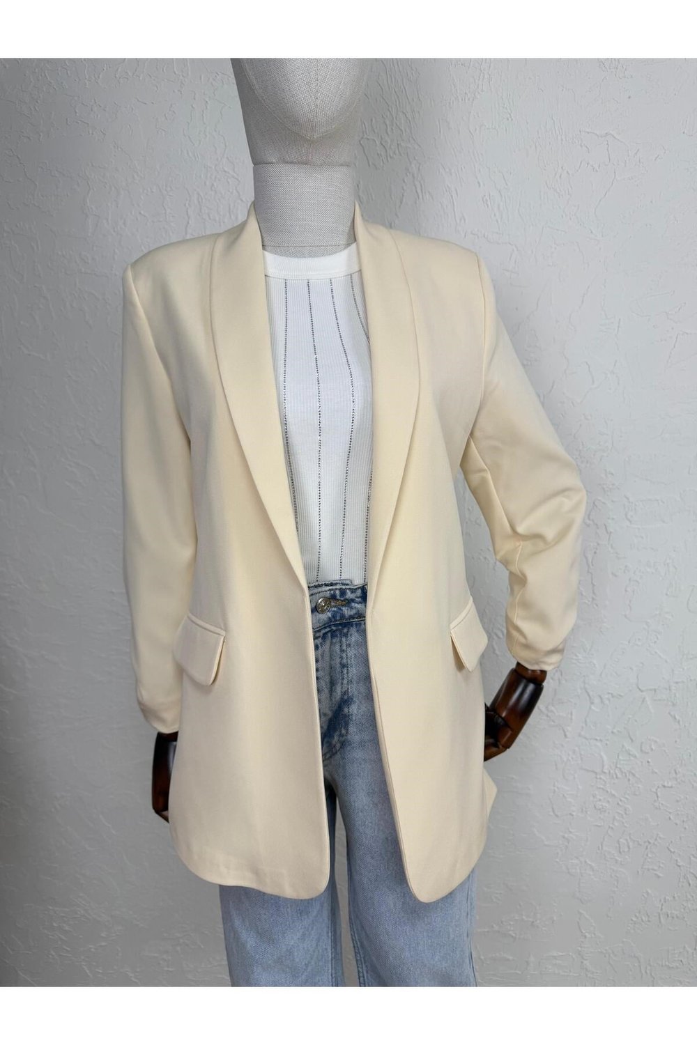 KOLU BÜZGĞLĞ BLAZER CEKET