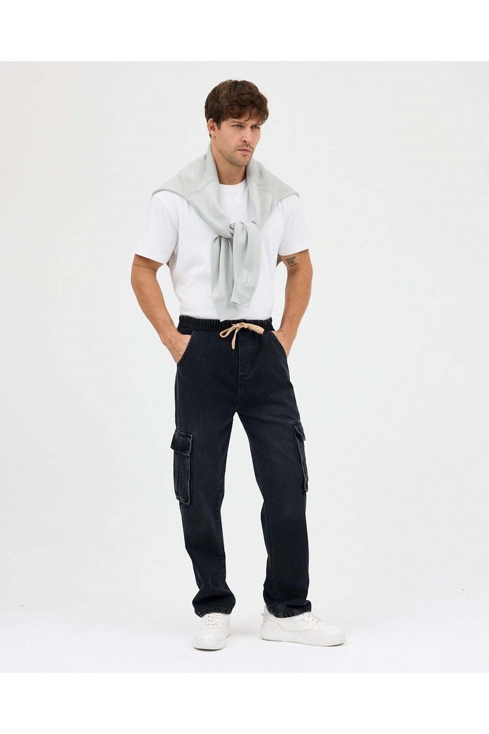 SİYAH GENİŞ ÇEPLİ KARGO JEAN PANTOLON