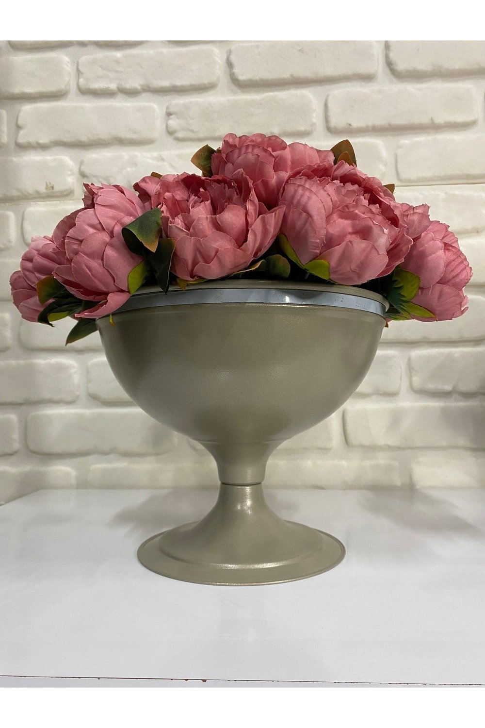 Dekoratif Ekru Metal Ayaklı Saksı 27 cm