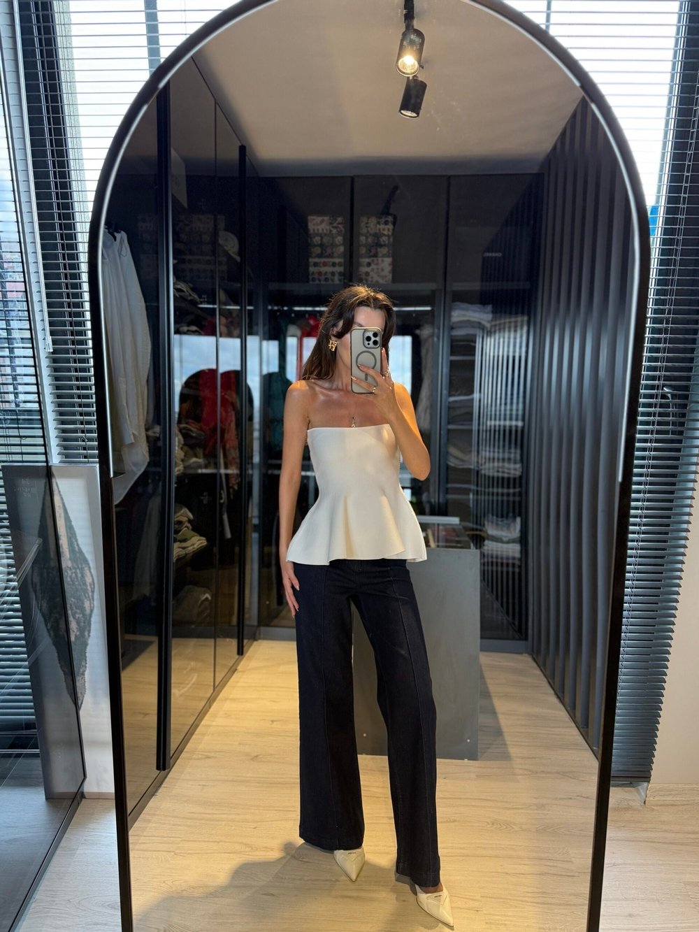  Beyaz Straplez Peplum Triko Top