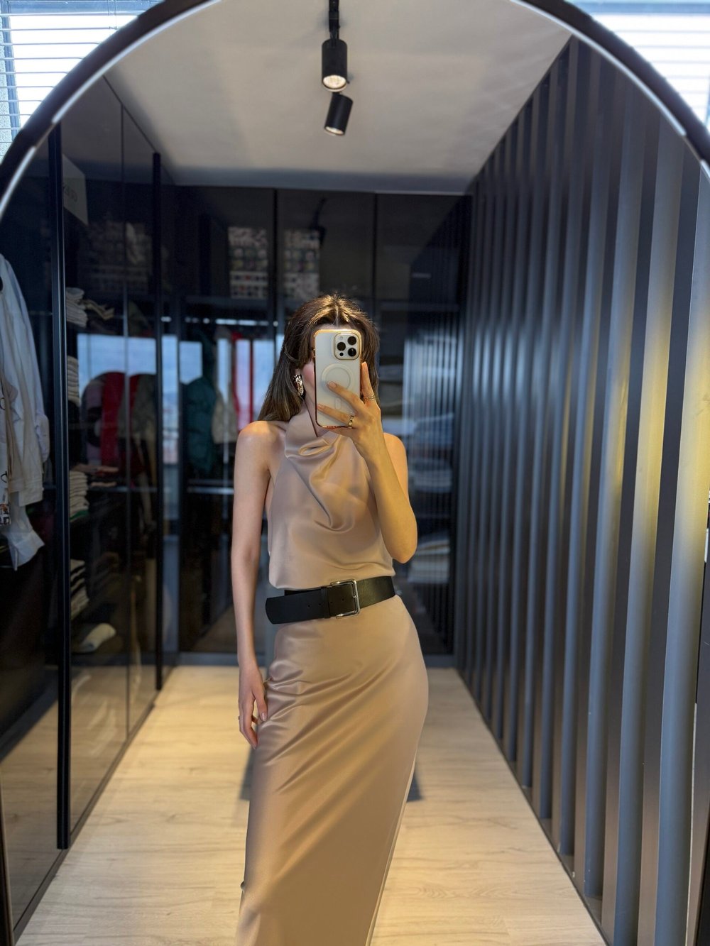 Halter yaka saten bluz