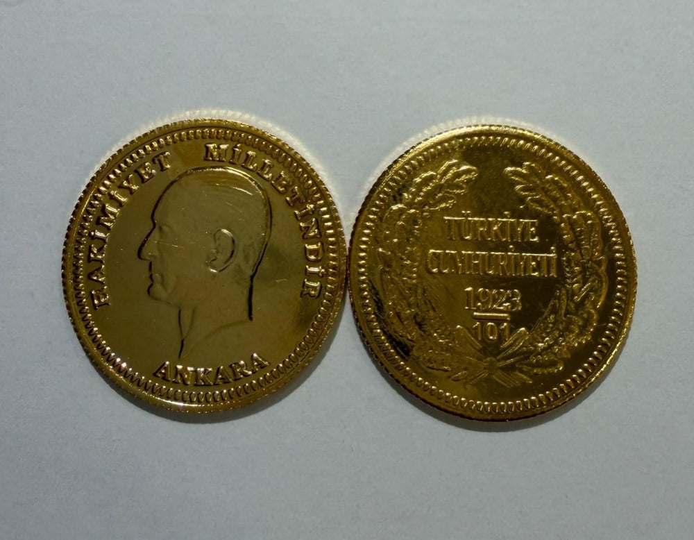 22 Ayar Altın Kaplama Ata Lira Kulpsuz Ziynet 