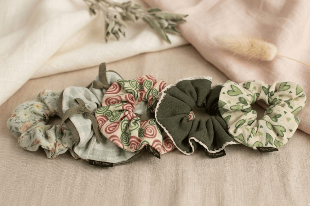 Pure Muse: 5'li Organik Müslin Scrunchie Seti | Per Capelli® - Yeşil