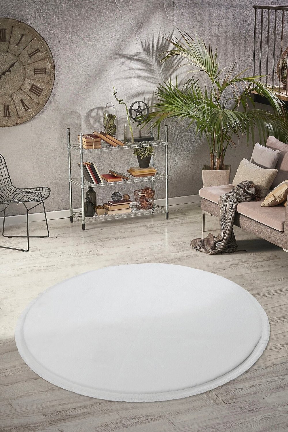 Vl Yuvarlak Comfort Düz Saçaklı Peluş Beyaz