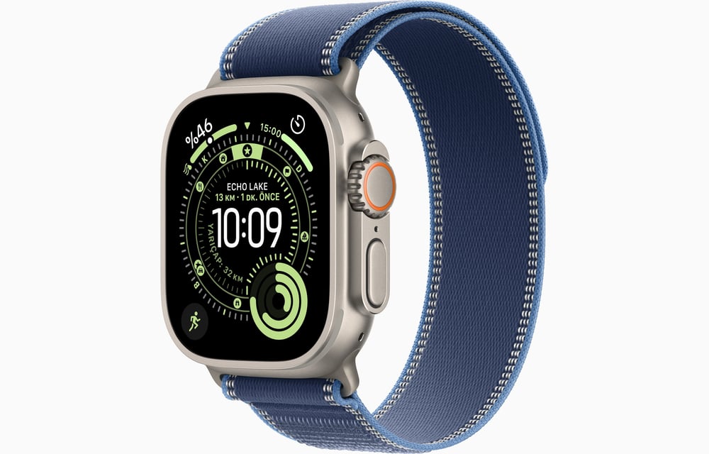 Apple Watch Ultra 3 GPS + Cellular, 49 mm Natürel Titanyum Kasa ve Mavi/Parlak Mavi Trail Loop