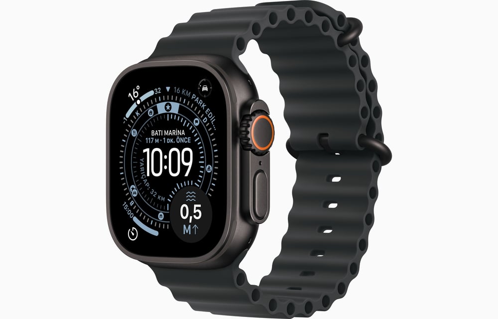 Apple Watch Ultra 3 GPS + Cellular, 49 mm Siyah Titanyum Kasa ve Siyah Ocean Kordon
