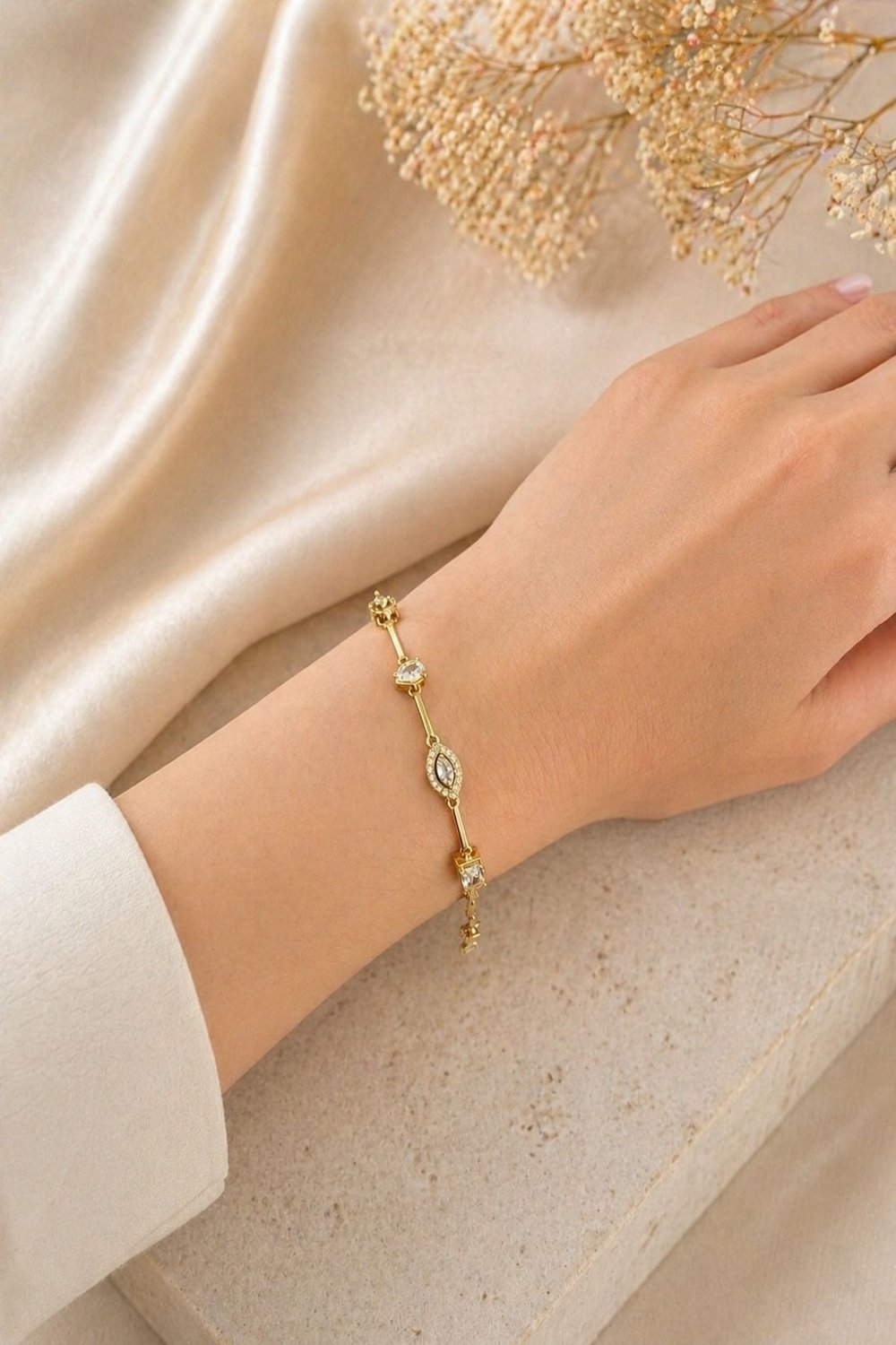 Kadın Bileklik Kararmaz 14k Altın Renk Vip Seri İthal Royal Shine Bileklik