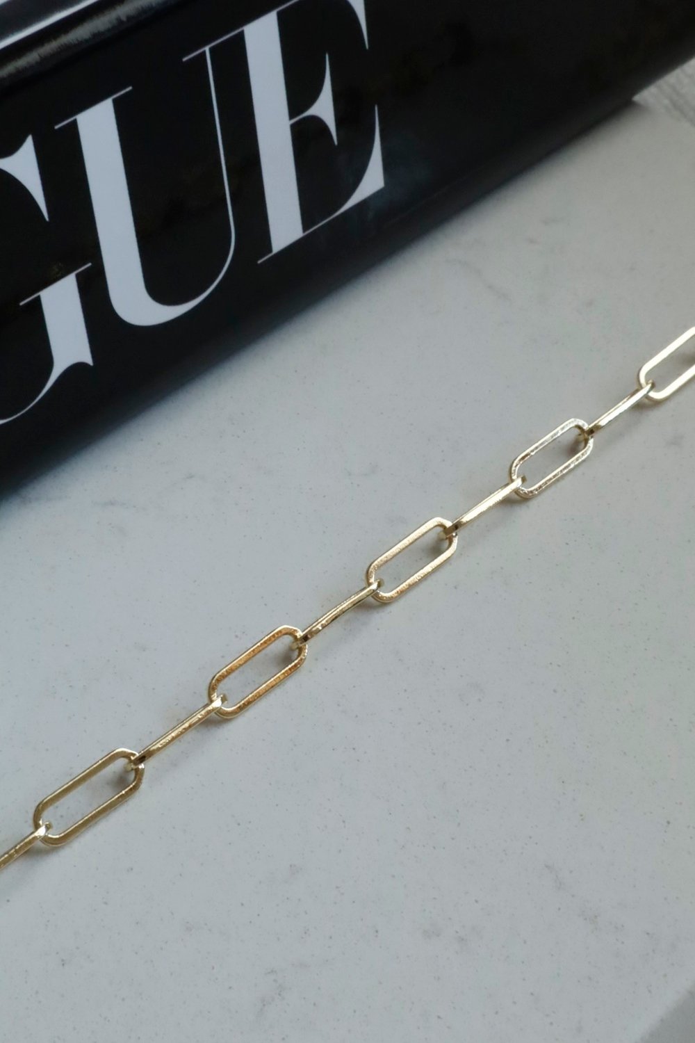 Kadın Kolye Kararmaz 14k Altın Renk Vip Seri İthal Orta Elips Zincir Kolye