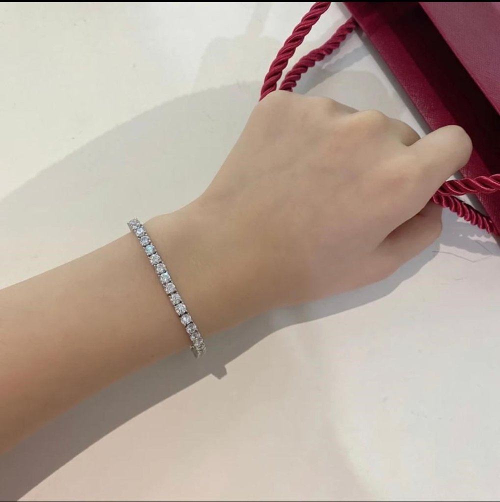 Kadın Zirkon Taşlı Gold Renk Çelik Su Yolu Bileklik-4mm