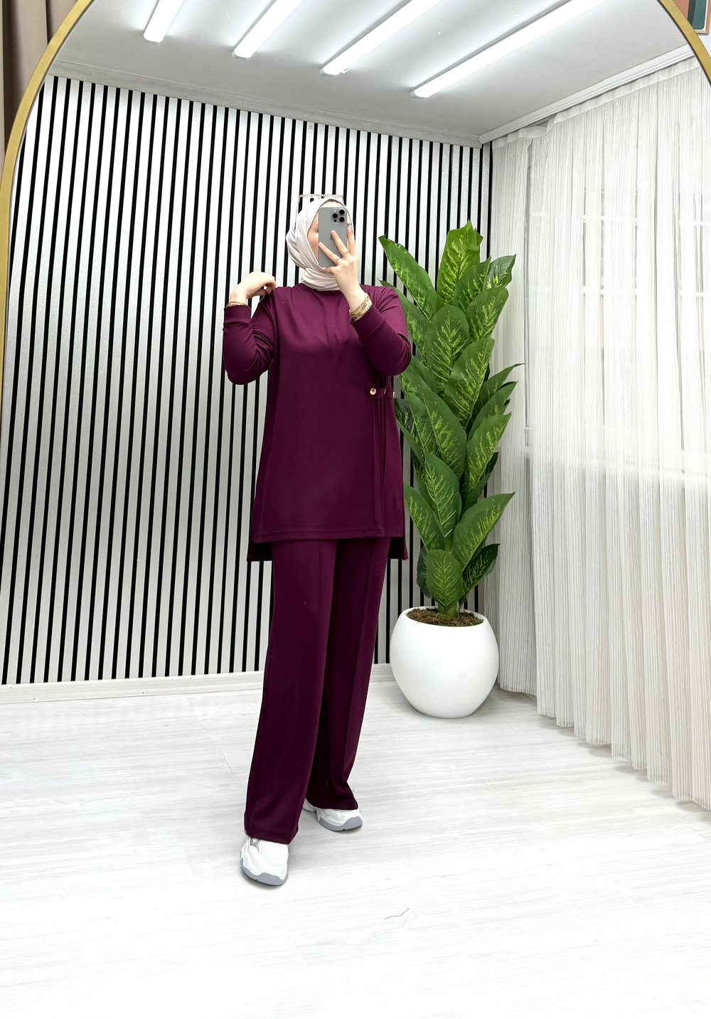 LİO YANDAN ÇITLI TAKIM BORDO