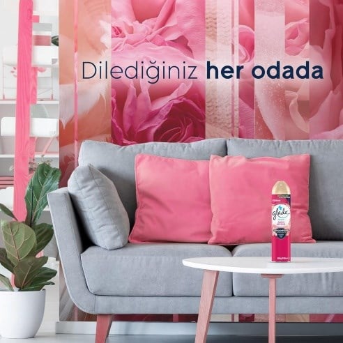 Glade Aerosol Aşkın Büyüsü Oda Kokusu 300 mL