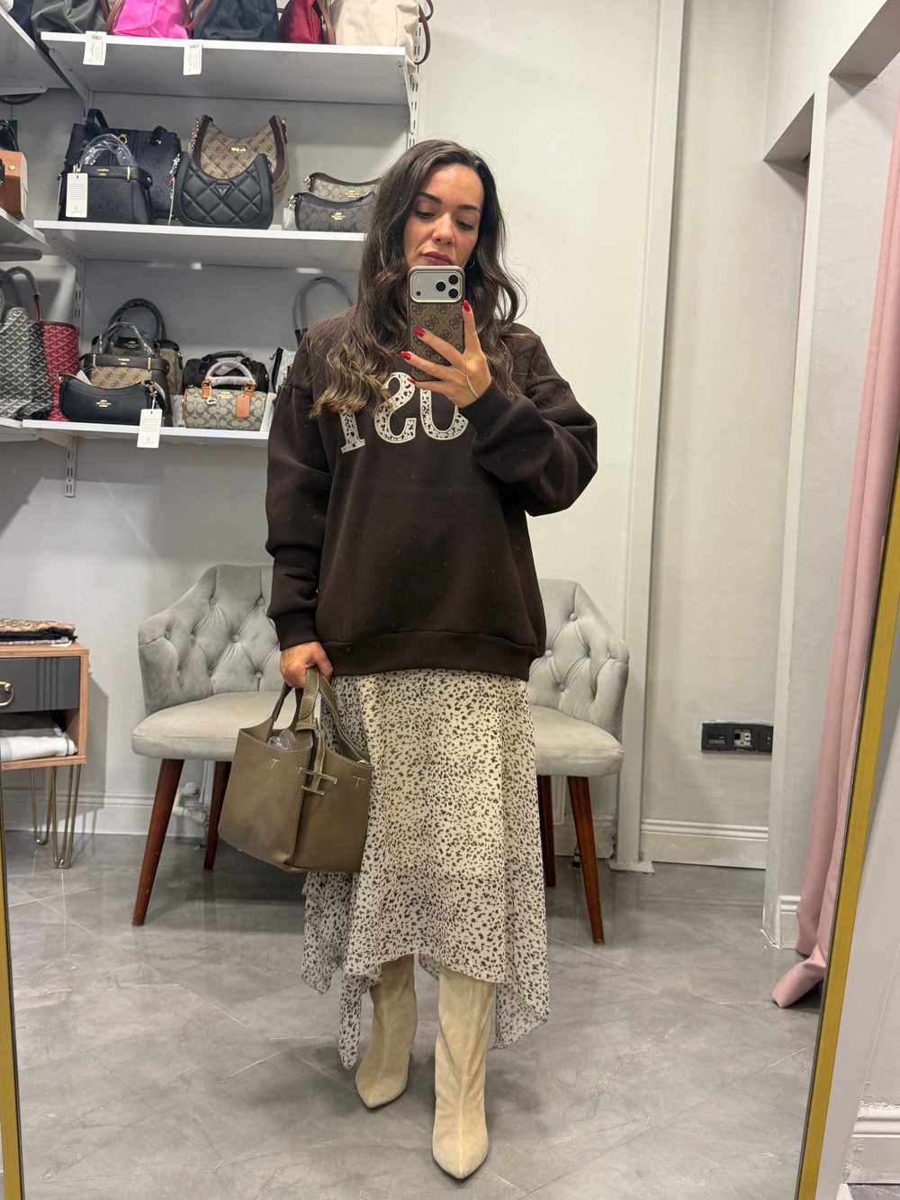 Kapişonlu Şardonlu  Busy Sweat