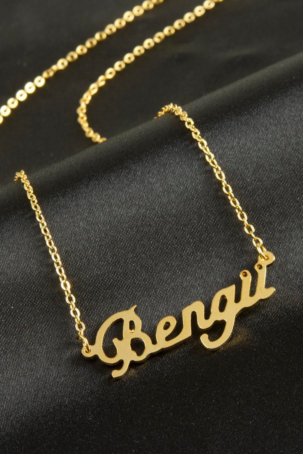 Bengü isimli kolye (Kişiye Özel)
