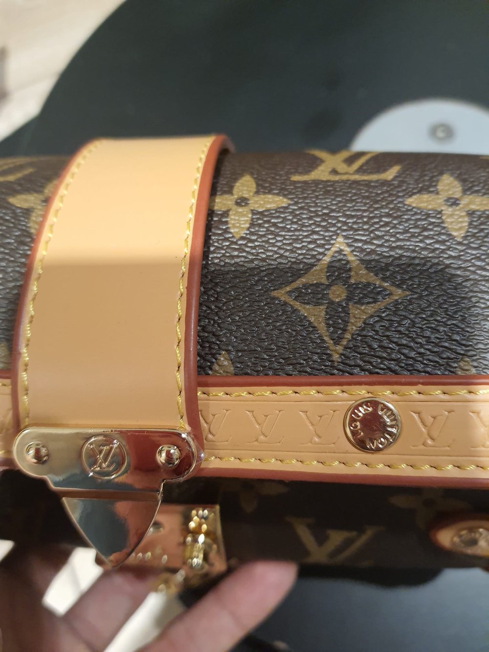 LOUIS VUITTON Hakiki Deri Tasarım Aksesuarları paslanmaz çelik ten İthal Çanta 