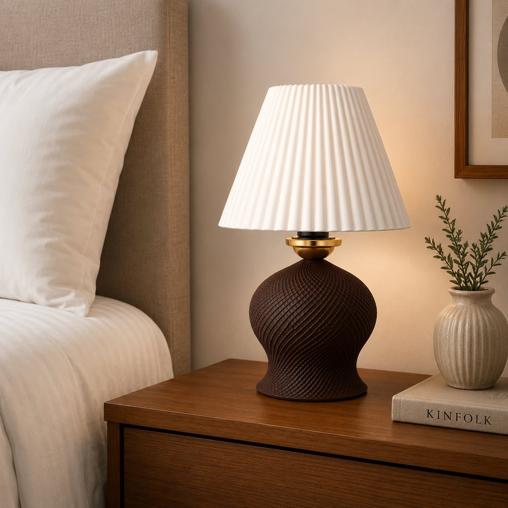 Luxury Tasarımlı Abajur – Yatak Odası ve Çocuk Odası İçin Dekoratif Aydınlatma 31x45 CM Alt Kahverengi