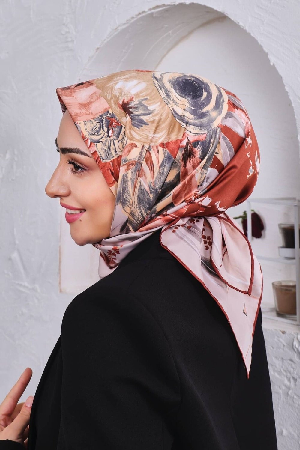 Çiçek Desenli Rayon Parlak Eşarp