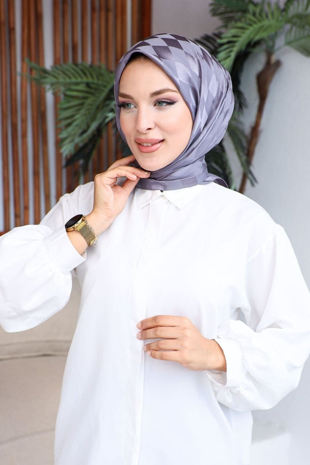 Dama Eşarp