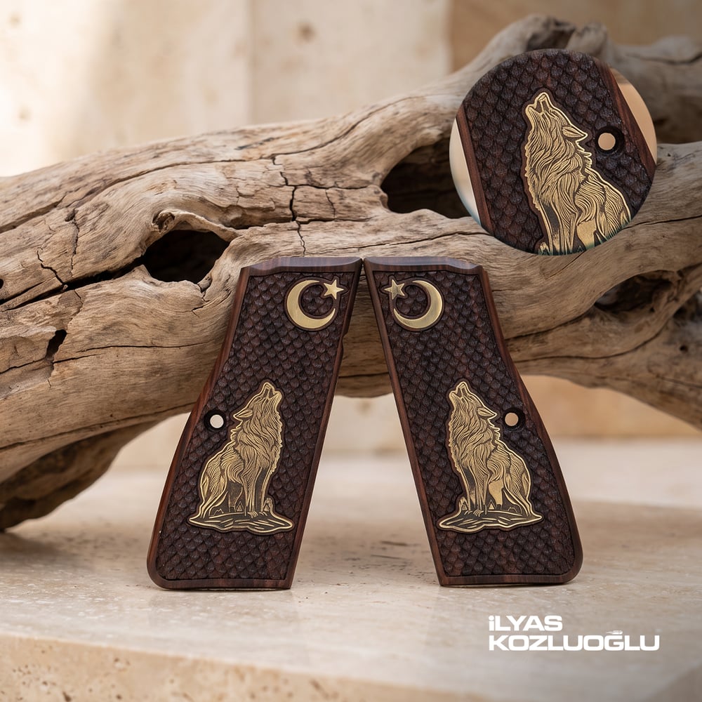 Browning MK3 Gül Ağacı Kabza Tam Yüzey Balık Pulu Desenli Üzeri Sarı Pirinç Kurt ve Ay Yıldız Logolu