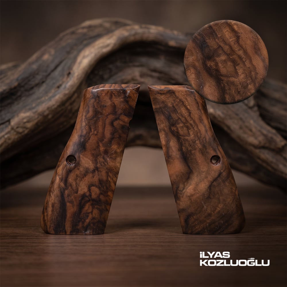 Browning MK3 Koyu Ceviz Kabza Yüzey Desensiz Logosuz